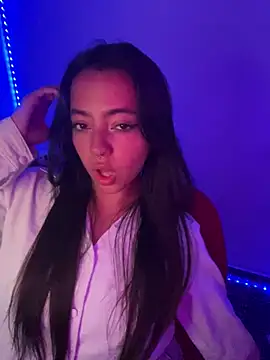 laraa rous online show from March 7, 2026, 1:24 am