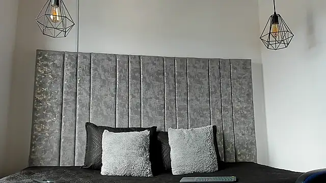 Calvin Hunter online show from February 16, 2026, 6:04 pm