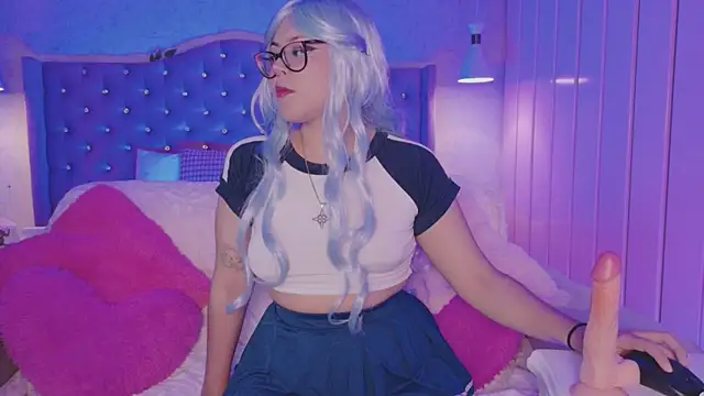 EllieNeptune  online show from August 4, 2026, 6:05 am