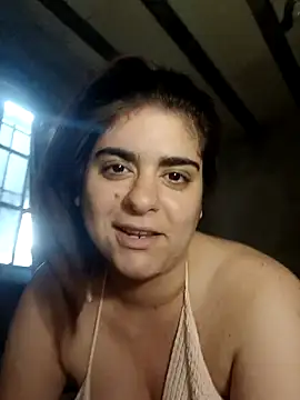 CherryRabitt online show from February 12, 2026, 8:15 pm