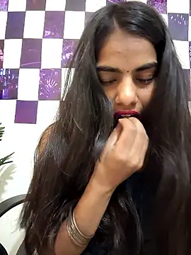 Snapshot of Alisha_Babyy chatting on May 25, 2026, 5:24 am Alisha Babyy online show from May 25, 2026, 5:24 am