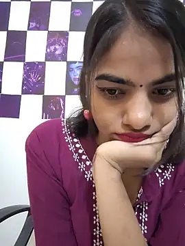 Snapshot of Alisha_Babyy chatting on May 31, 2026, 2:42 am Alisha Babyy online show from May 31, 2026, 2:42 am