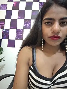 Snapshot of Alisha_Babyy chatting on June 4, 2026, 3:23 am Alisha Babyy online show from June 4, 2026, 3:23 am