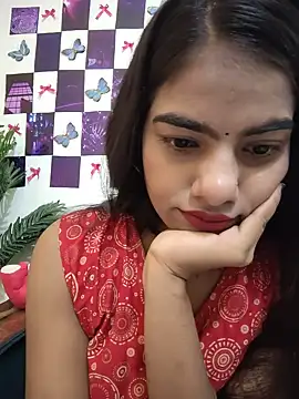 Snapshot of Alisha_Babyy chatting on July 15, 2026, 1:44 am Alisha Babyy online show from July 15, 2026, 1:44 am
