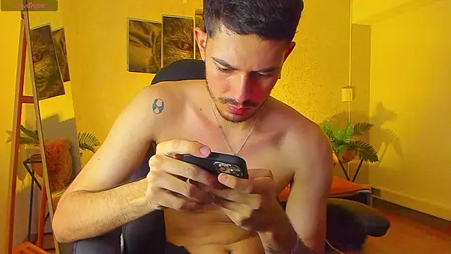 Nils saintt online show from March 11, 2026, 3:01 am