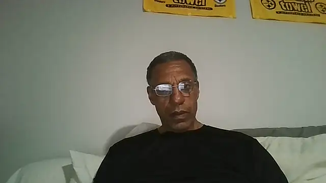 swimmer2496 online show from June 21, 2026, 2:03 am