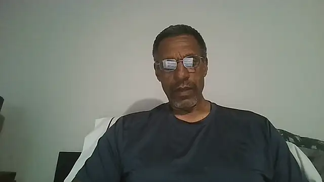 swimmer2496 online show from July 5, 2026, 10:39 pm