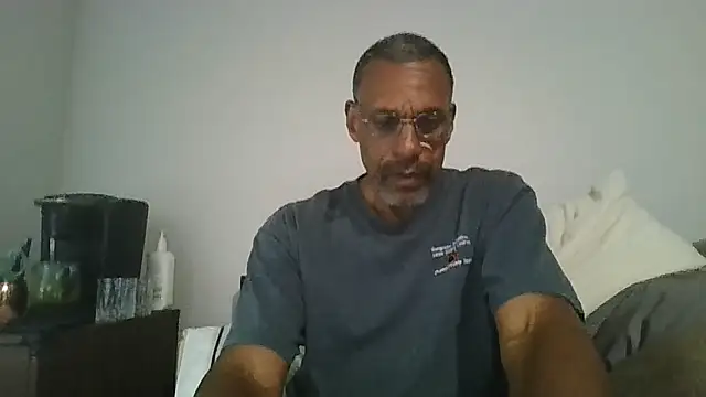 swimmer2496 online show from July 10, 2026, 9:50 pm
