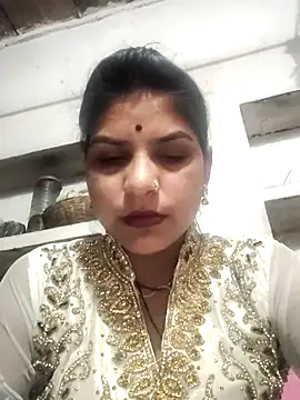 Snapshot of Radha_hot chatting on February 16, 2026, 5:31 pm Radha hot online show from February 16, 2026, 5:31 pm