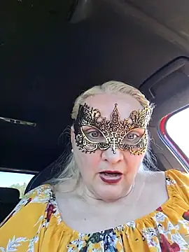 Snapshot of MaskedQueen77 chatting on May 25, 2026, 11:16 am MaskedQueen77 online show from May 25, 2026, 11:16 am