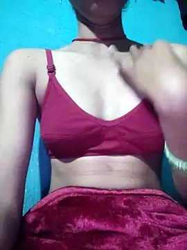 Juli cut online show from February 13, 2026, 3:19 pm