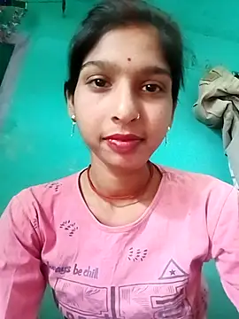 Juli cut online show from March 17, 2026, 8:28 am