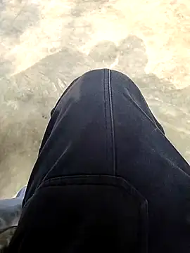 xx couple online show from February 1, 2026, 8:46 am