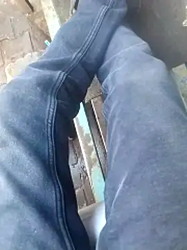 xx couple online show from February 20, 2026, 10:49 am