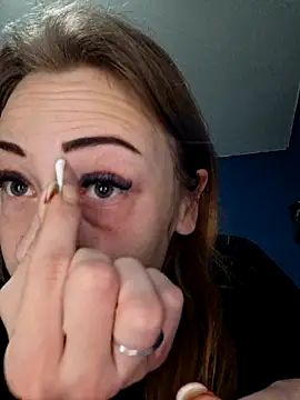 dewimp1 online show from February 2, 2026, 11:42 am