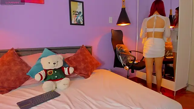 lanablacke  online show from March 4, 2026, 12:11 pm