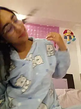 scarlett25   online show from February 9, 2026, 4:16 am