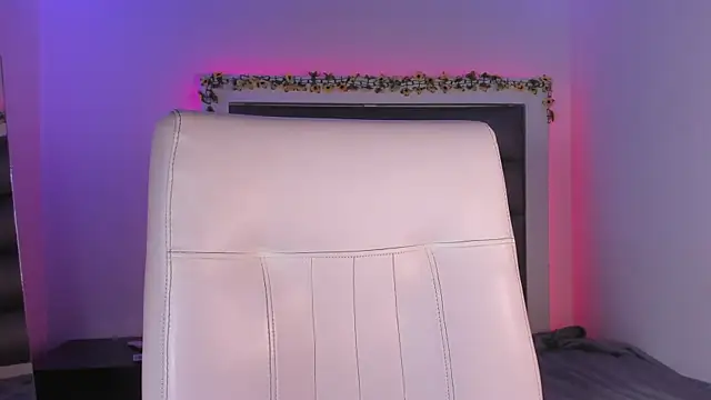 Snapshot of adhalee_js chatting on June 12, 2026, 9:25 pm adhalee js online show from June 12, 2026, 9:25 pm