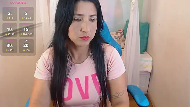 Miia Rosee  online show from February 24, 2026, 11:25 pm