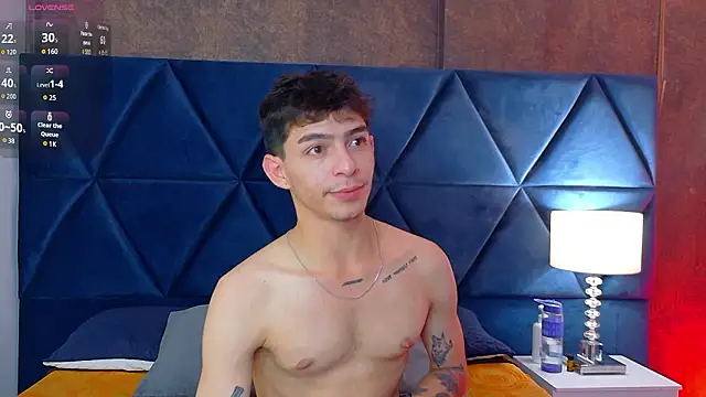 Logan Woods online show from March 8, 2026, 11:08 pm