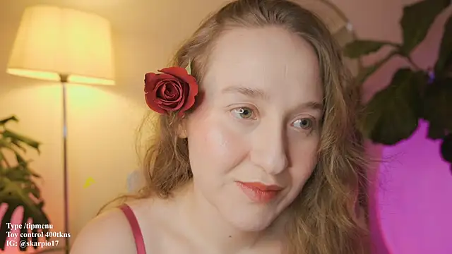 Scarlett NoirMuse online show from February 14, 2026, 10:39 pm