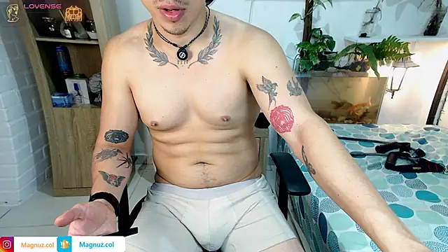 Magnuz Col online show from June 13, 2026, 1:03 am