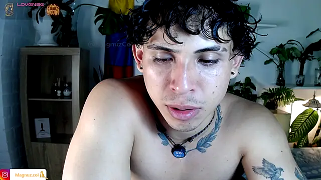 Magnuz Col online show from July 9, 2026, 3:43 am