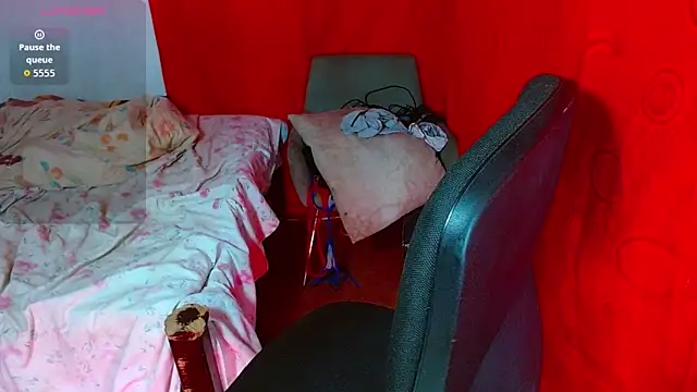 Snapshot of latin_princess_12 chatting on February 6, 2026, 2:20 pm latin princess 12 online show from February 6, 2026, 2:20 pm