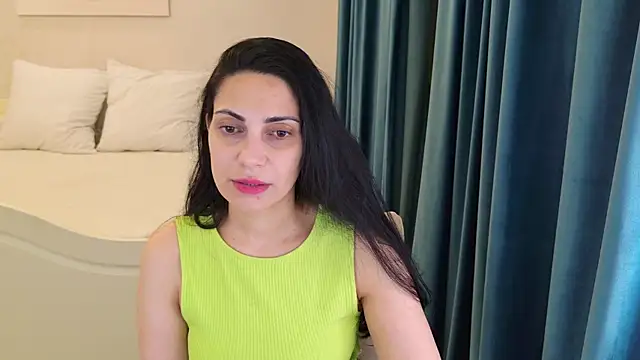 LovelyBeatrice online show from July 11, 2026, 6:32 pm