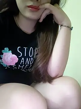 Snapshot of Pinks_cool chatting on April 3, 2026, 7:06 am Pinks cool online show from April 3, 2026, 7:06 am