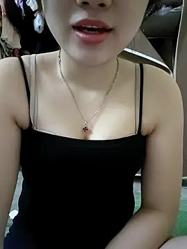 Snapshot of Pinks_cool chatting on April 9, 2026, 4:01 pm Pinks cool online show from April 9, 2026, 4:01 pm