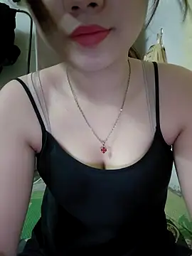 Snapshot of Pinks_cool chatting on April 10, 2026, 3:39 pm Pinks cool online show from April 10, 2026, 3:39 pm