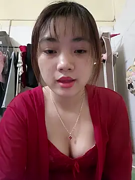 Snapshot of Pinks_cool chatting on April 19, 2026, 2:49 pm Pinks cool online show from April 19, 2026, 2:49 pm