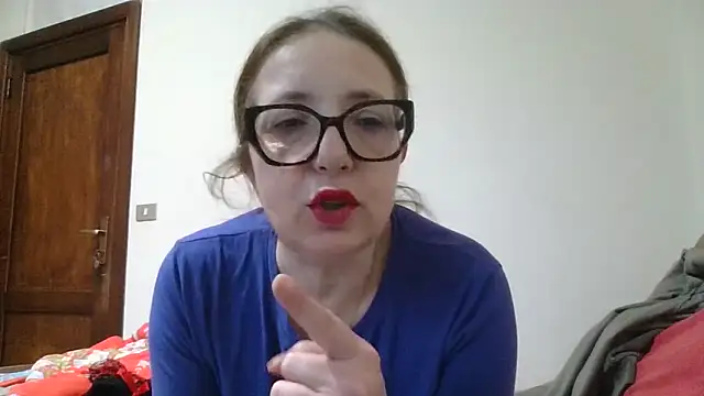 Miasexmilf online show from February 25, 2026, 7:18 am