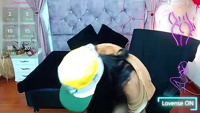 Esmeralda-18 online show from March 8, 2026, 12:09 pm