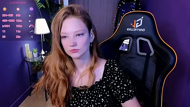Snapshot of Your_lilith_ chatting on June 18, 2026, 9:25 am Your lilith online show from June 18, 2026, 9:25 am