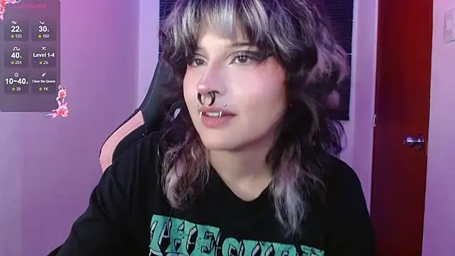 neena nyx  online show from April 14, 2026, 11:11 pm