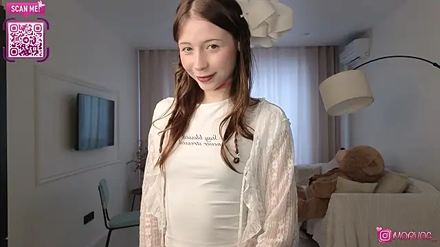 delorathecookiee online show from March 13, 2026, 5:25 am