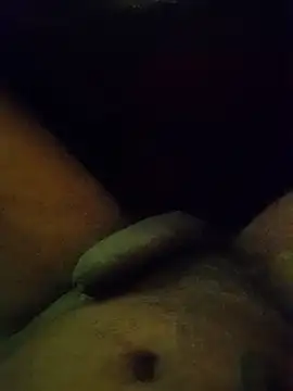 Luxfero76 online show from May 9, 2026, 1:44 am