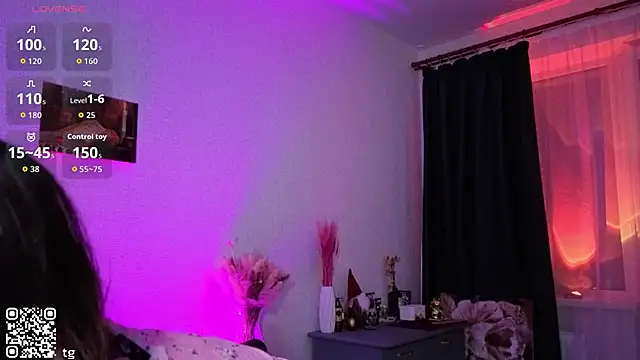 Kendaliby  online show from February 1, 2026, 1:26 am