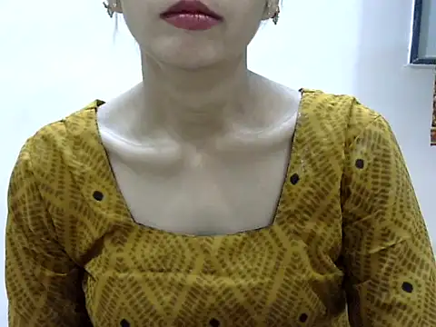 Snapshot of Kulsum_S chatting on May 30, 2026, 1:41 pm Kulsum S online show from May 30, 2026, 1:41 pm