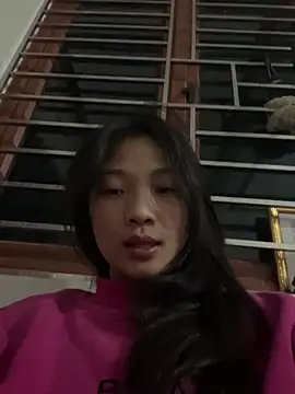 Lyn-be99 online show from February 8, 2026, 1:58 pm