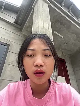 Lyn-be99 online show from March 4, 2026, 9:59 am