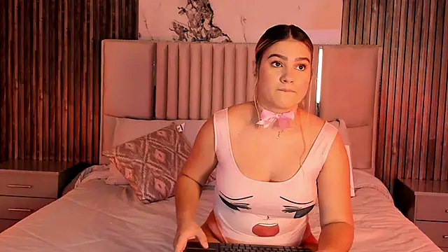 Liiahfontaine online show from February 2, 2026, 11:42 am