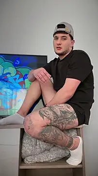 Massimo Fiore online show from February 25, 2026, 4:49 pm