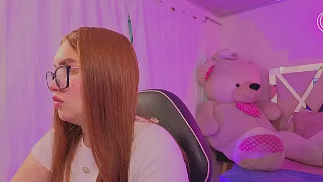 SABRIINA TAY online show from February 12, 2026, 11:49 am