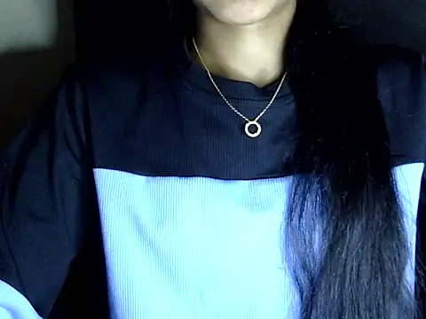 Snapshot of Khushi_v chatting on March 4, 2026, 5:41 pm Khushi v online show from March 4, 2026, 5:41 pm