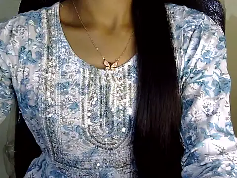 Snapshot of Khushi_v chatting on March 6, 2026, 4:58 pm Khushi v online show from March 6, 2026, 4:58 pm