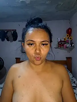 Snapshot of Daniela_Cruz_ chatting on June 23, 2026, 2:59 pm Daniela Cruz online show from June 23, 2026, 2:59 pm