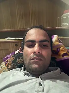 hardlysuck online show from May 5, 2026, 10:01 am
